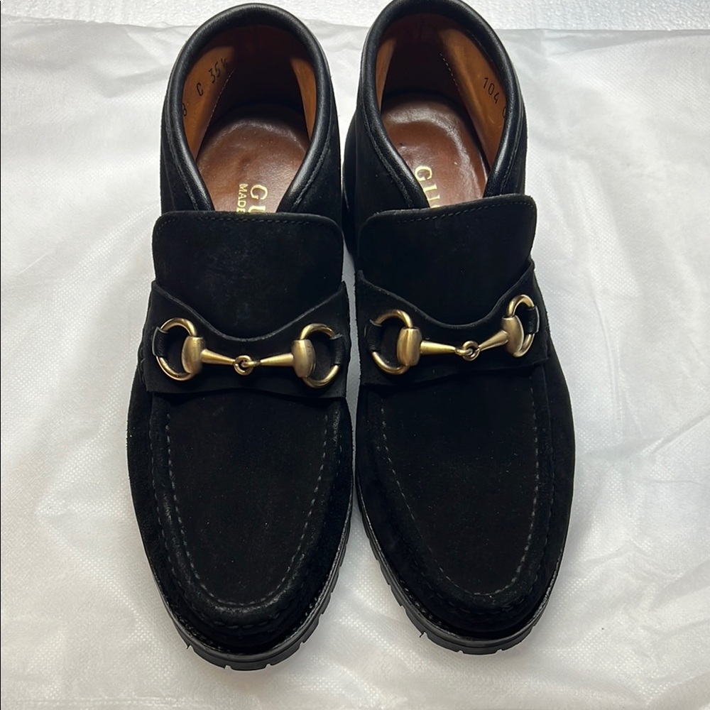 GUCCI Women’s Black Loafers